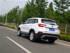 2014款 2.0L 手动领先型