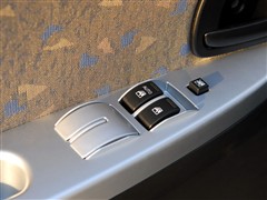 2008款 1.0L 手动标准型