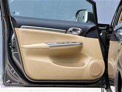 2012款 1.5T 手动精英型