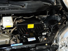 2011款 2.0L 自动标准型