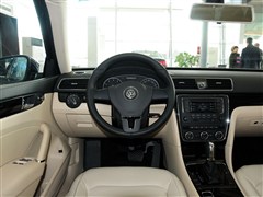 2013款 1.4TSI DSG尊荣版