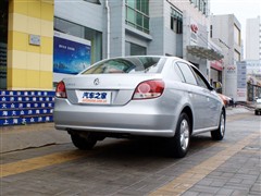 2011款 1.6L 手动品悠版