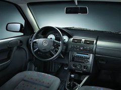 2004款 1.6L 五门基本型