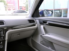 2013款 1.6L 自动豪华型