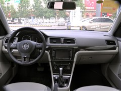 2013款 1.6L 自动豪华型