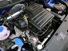 2013款 1.6L 自动豪华型