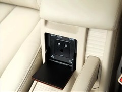 2009款 1.8T 自动尊品型