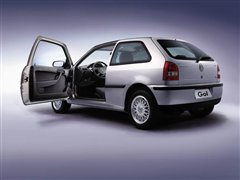 2004款 1.6L 三门基本型