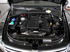 2012款 3.0L 行政型