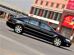 2009款 3.6L V6 5座加长顶级版