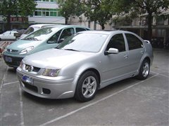 2004款 1.8T 手动尊贵