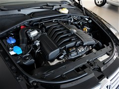 2011款 3.6L V6 4座加长Individual版