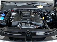 2011款 3.6L V6 4座加长Individual版