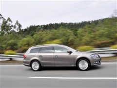 2012款 旅行版 2.0TSI 豪华型