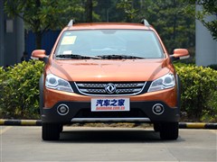 2013款 Cross 1.6L 手动尊尚型