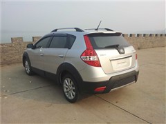 2013款 Cross 1.5L 手动尊逸型