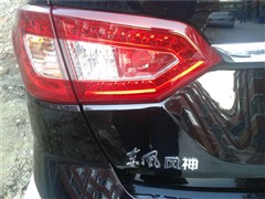 2014款 1.6L 手动尊雅型CNG