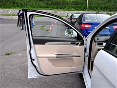 2009款 1.6L 自动导航型