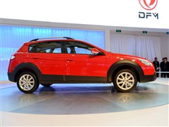 2011款 Cross 1.6L 自动尊逸型