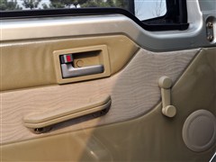 2013款 1.4L基本型