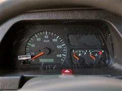 2013款 1.0L基本型