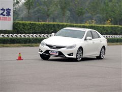 2013款 2.5V 尊锐导航版