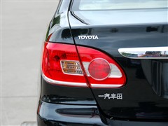 2010款 1.6L 自动豪华版