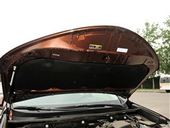2013款 2.5L 自动四驱尊贵版