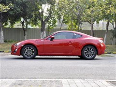 2013款 2.0L 手动豪华型