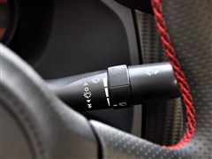2013款 2.0L 手动豪华型