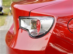 2013款 2.0L 手动豪华型