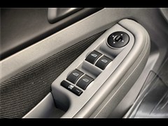 2012款 两厢经典 1.8L MT基本型