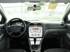 2012款 两厢经典 1.8L AT基本型