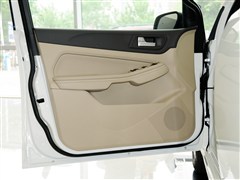 2012款 两厢经典 1.8L MT时尚型