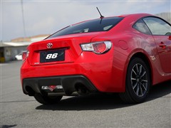 2013款 2.0L 自动豪华型