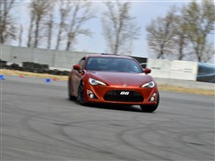 2013款 2.0L 自动豪华型