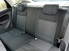 2013款 两厢经典 1.8L AT基本型