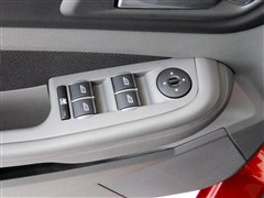 2013款 两厢经典 1.8L AT百万纪念版