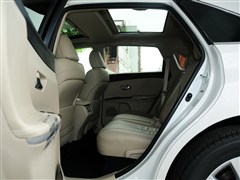 2013款 2.7L 四驱豪华版