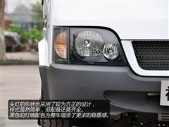 2009款 2.8T柴油多功能型短轴中顶JX493ZLQ3