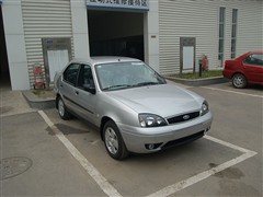 2005款 1.6L 手动运动型