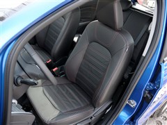 2013款 1.5L 手动尊贵型