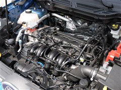 2013款 1.5L 手动尊贵型