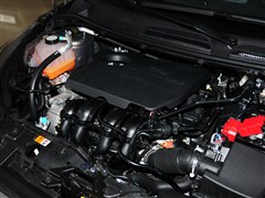 2013款 三厢 1.5L 手动时尚型