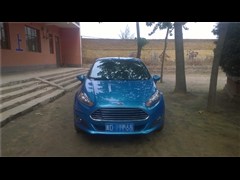 2013款 三厢 1.5L 手动时尚型