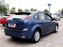 2006款 两厢 1.8L 自动时尚型