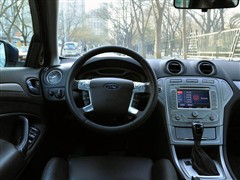 2010款 2.3L 豪华运动导航版