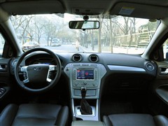 2010款 2.3L 豪华运动导航版