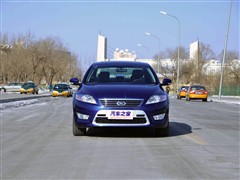 2010款 2.3L 豪华运动导航版