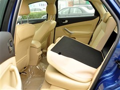 2010款 2.3L 时尚型